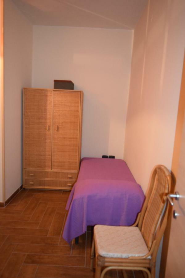 Bed &Breakfast Pinetamare Castel Volturno Exterior foto