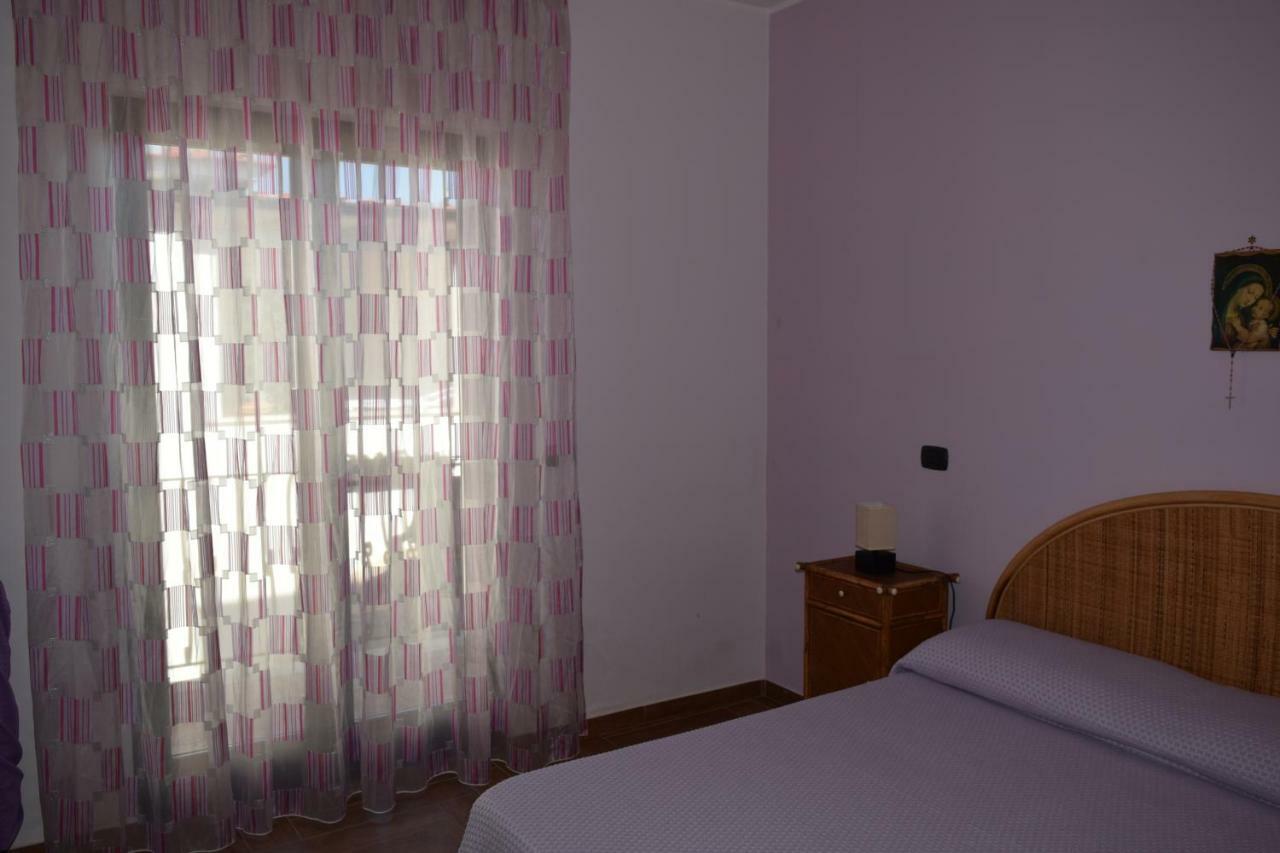 Bed &Breakfast Pinetamare Castel Volturno Exterior foto